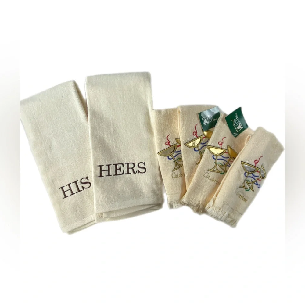 His & Hers Sonoma hand towels Celebration Hand Towels NWOT & NWT